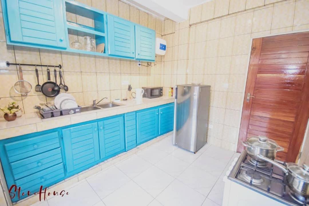 Aparthotel Stone House - Makepe, Duala Zewnętrze zdjęcie
